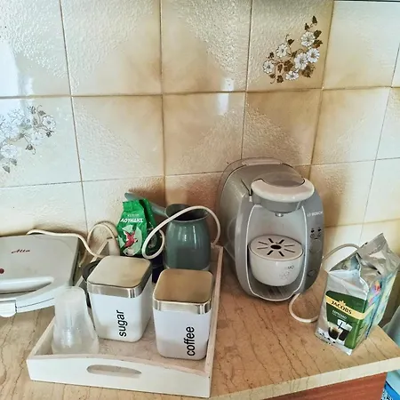 House Near Olympia Sleeps 6 Apartment *