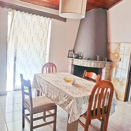 Apartment House Near Olympia Sleeps 6