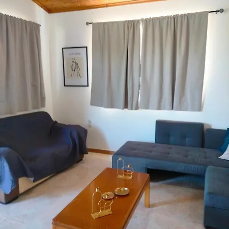 Apartment House Near Olympia Sleeps 6