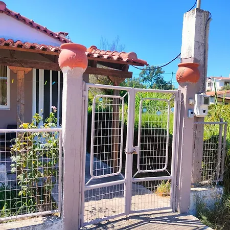 House Near Olympia Sleeps 6 * Katakolo