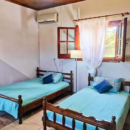 House Near Olympia Sleeps 6 Katakolo