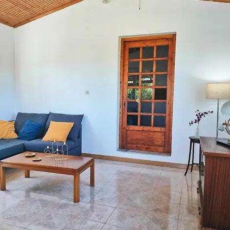 House Near Olympia Sleeps 6 Apartment *